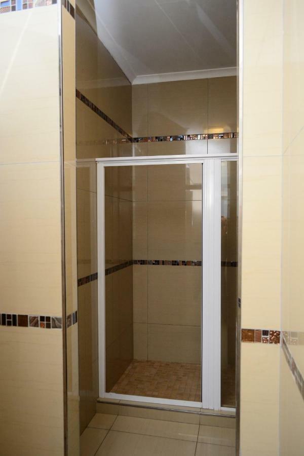 Tudor House Hotel Durban Bagian luar foto